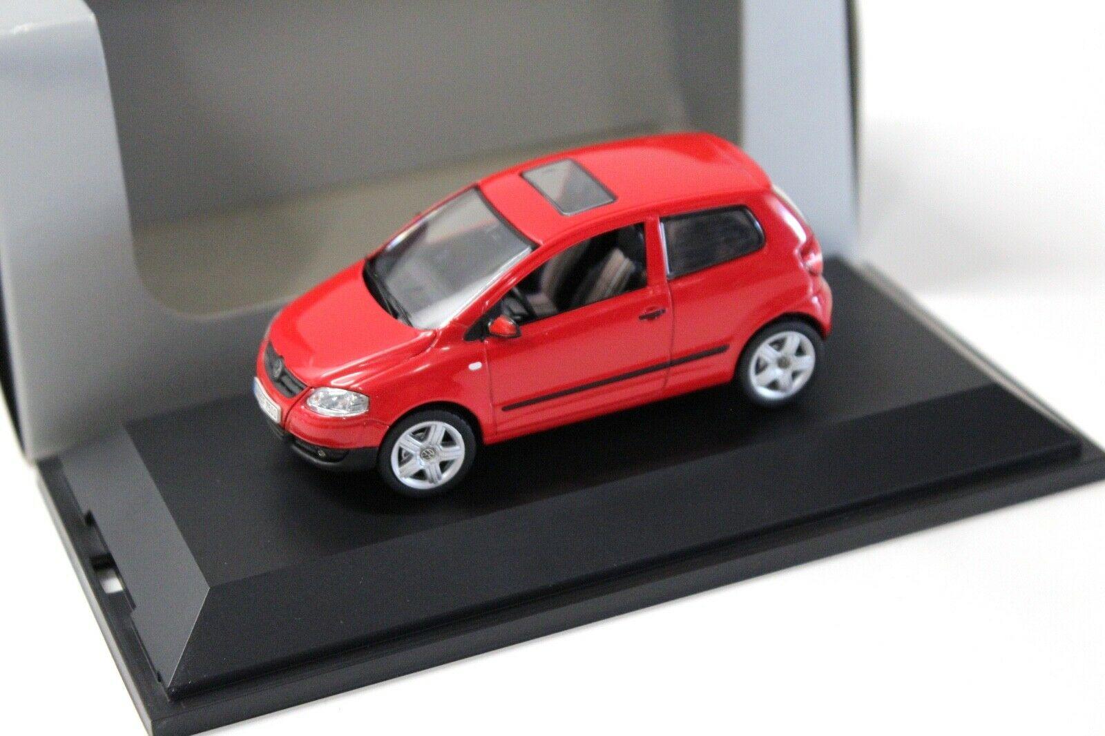 ID 51363 orig 1.jpg 1:43 Schuco VW FOX red DEALER VERSION
