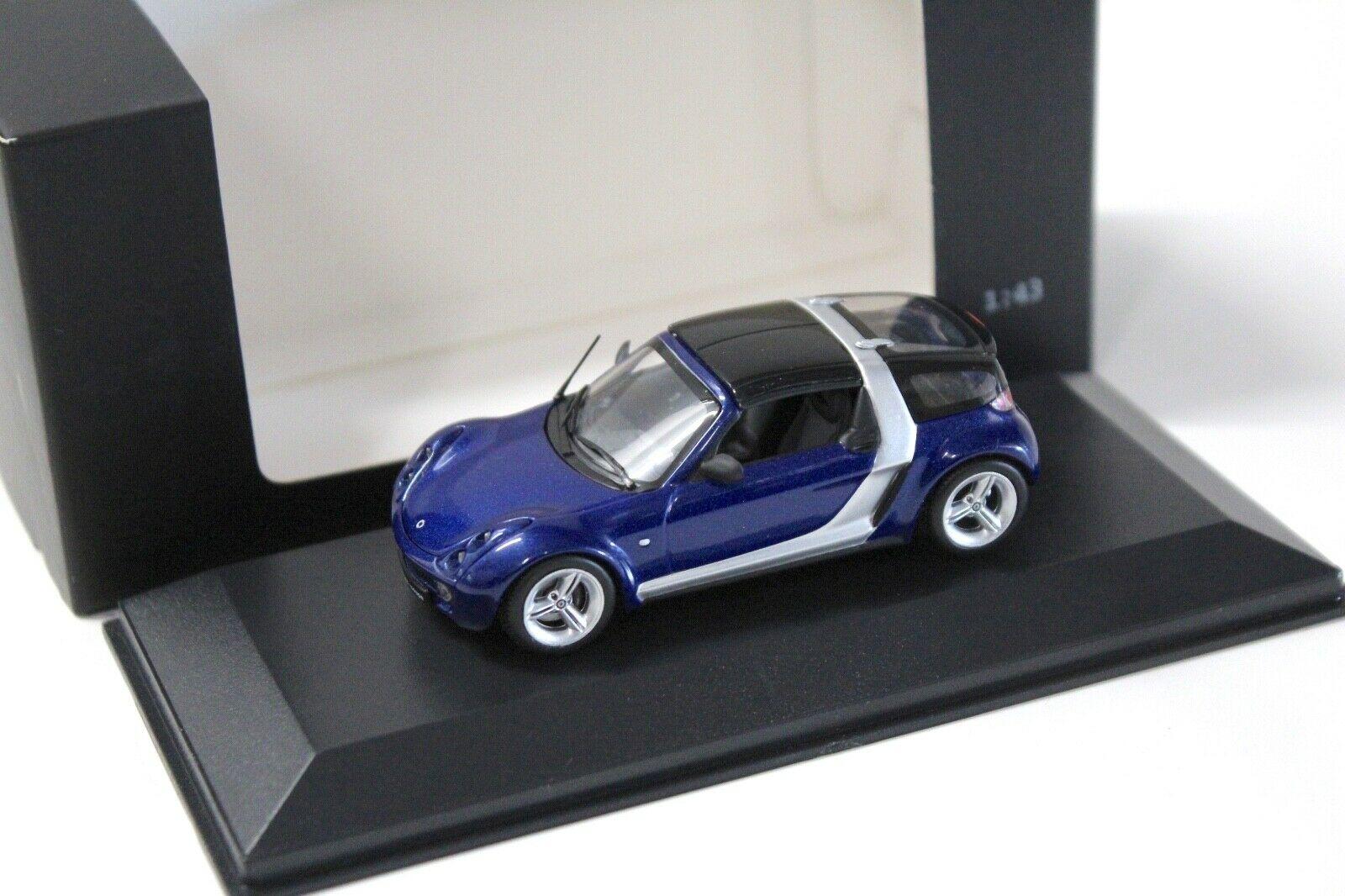 ID 51416 orig 1.jpg 1:43 Minichamps Smart Roadster Coupe blue DEALER VERSION