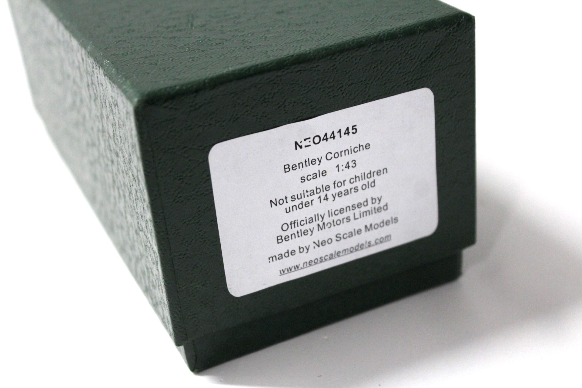 1:43 Neo Bentley Corniche Coupe green metallic/ black roof