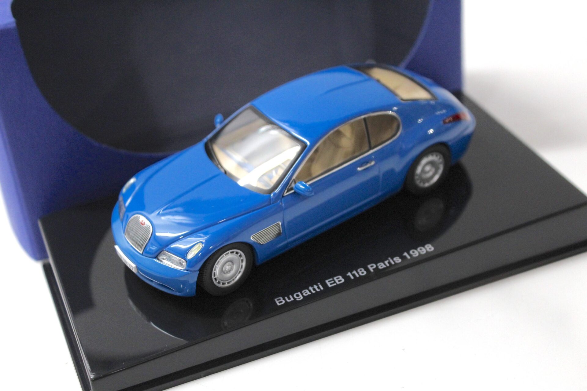 1:43 AUTOart Bugatti EB 118 Paris 1998 french racing blue - Premium ...