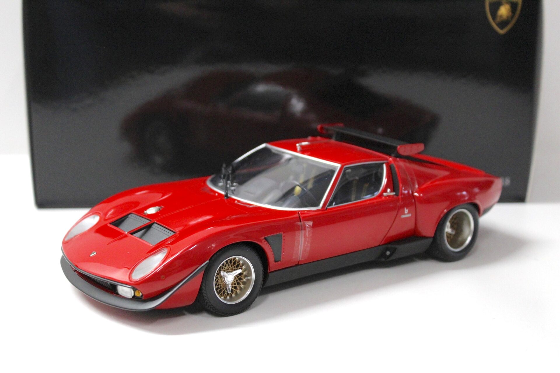 ID 52534 orig 1.jpg 1:18 Kyosho Lamborghini Miura SVR red/ black