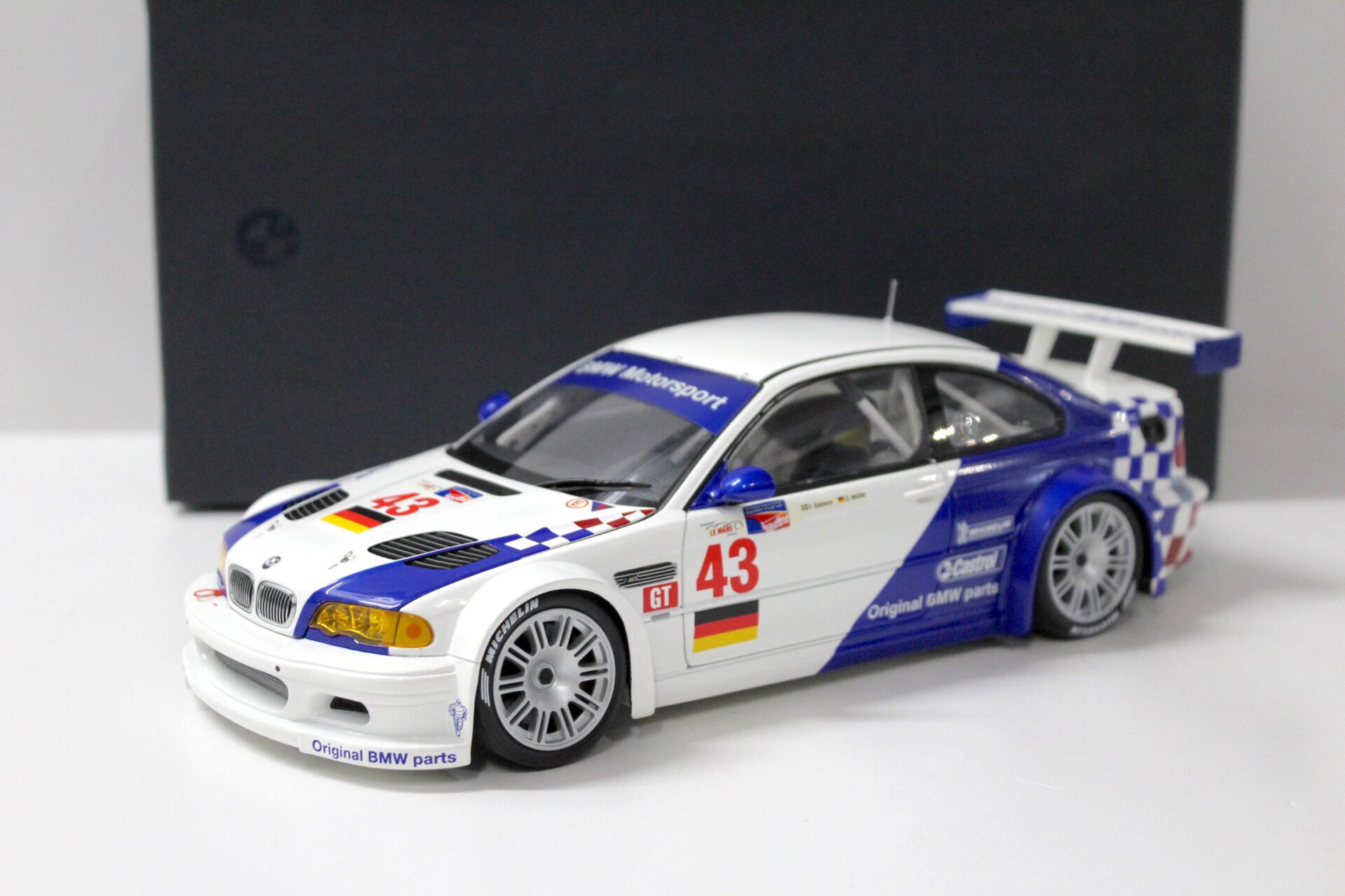 ID 52651 orig 1.jpg 1:18 Minichamps BMW M3 GTR E46 Le Mans 2001 #43 Müller/ Ekblom DEALER VERSION