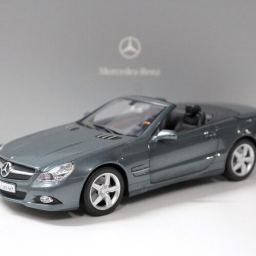 1:18 Minichamps Mercedes SL-Klasse R230 Mopf amiant green DEALER VERSION