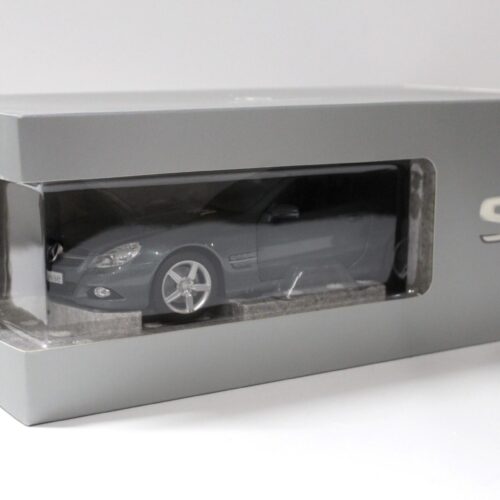 1:18 Minichamps Mercedes SL-Klasse R230 Mopf amiant green DEALER VERSION