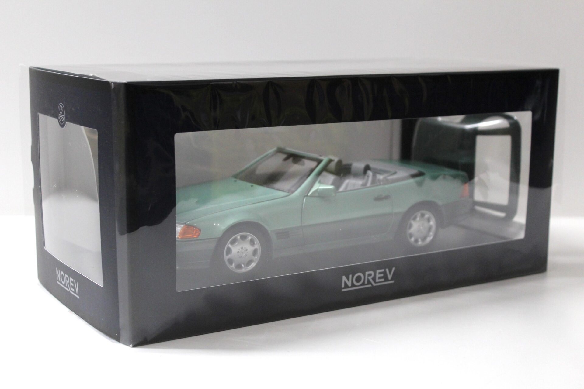 1:18 Norev Mercedes 500SL Cabriolet R129 green metallic 1989 LIMITED 200 pcs.