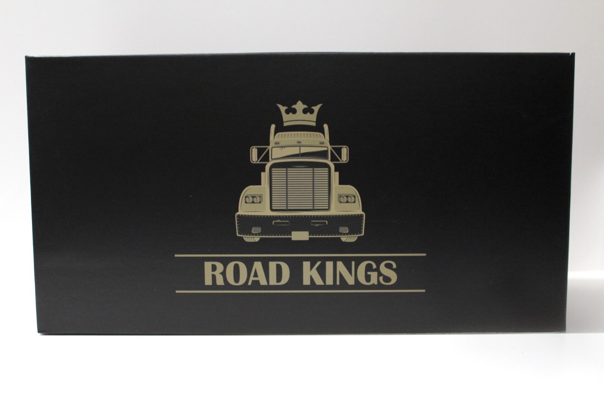 1:18 Road Kings Peterbilt 359 SZM 1967 blue metallic/ red flames
