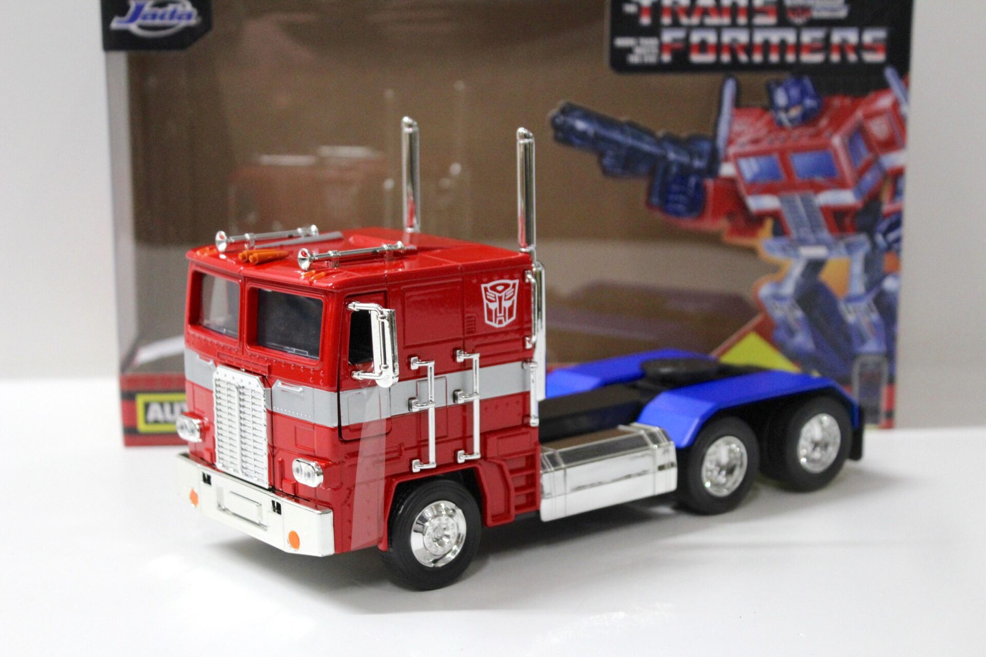 1:24 Jada Toys Transformers G1 Autobot Optimus Prime red