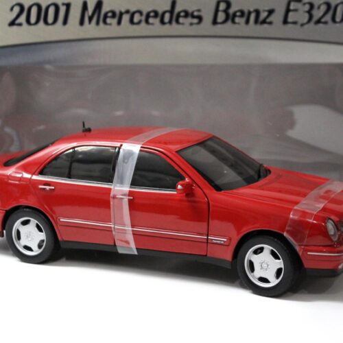 1:18 Sun Star Mercedes E320 Limousine Avantgarde red 2001