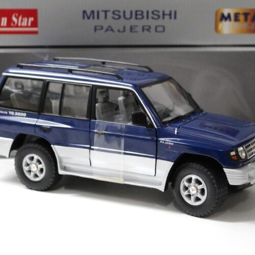 1:18 Sun Star Mitsubishi Pajero 24Valve V6 - 3500 blue 1998