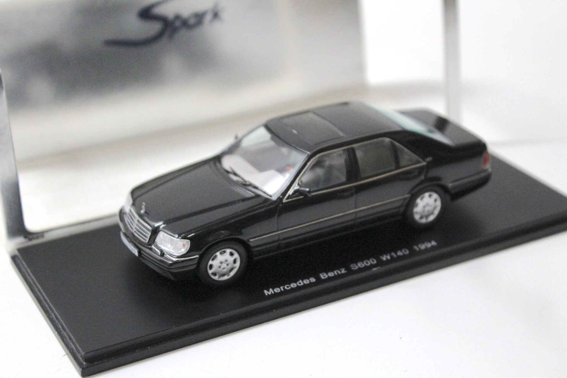 1:43 Spark Mercedes S600 W140 S-Klasse Limousine 1994 black