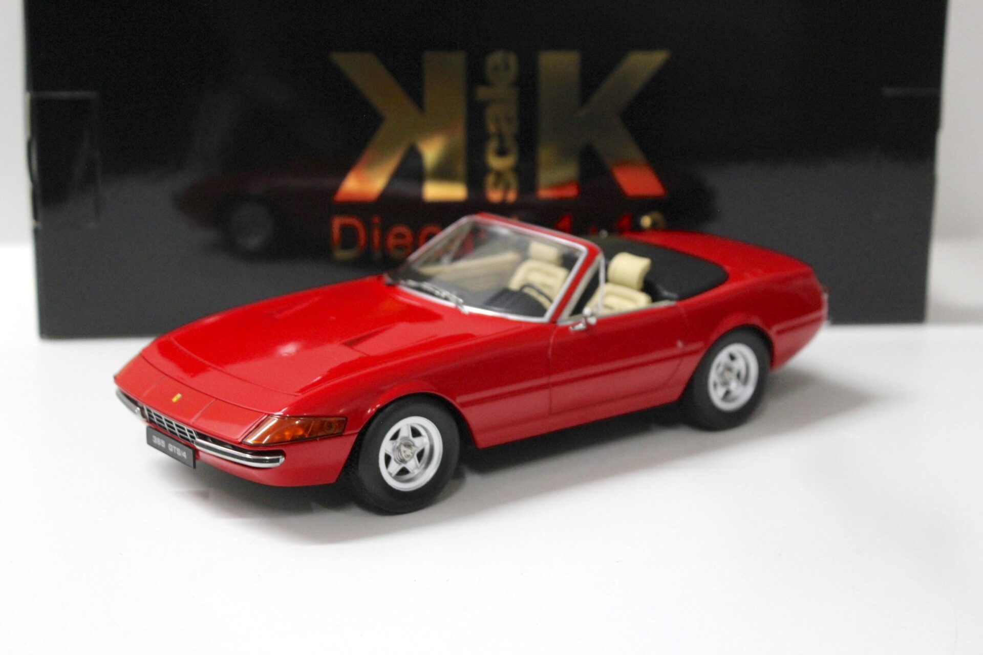 ID 55735 orig 1.jpg 1:18 KK-Scale Ferrari 365 GTS/4 Daytona Cabriolet 2.Series 1971 red