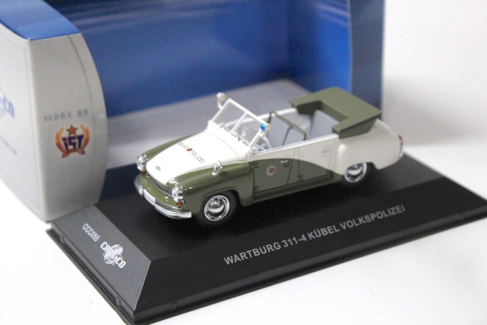 ID 56375 orig.jpg 1:43 Cars&Co IST Wartburg 311-4 Kübel Volkspolizei VP green/ white