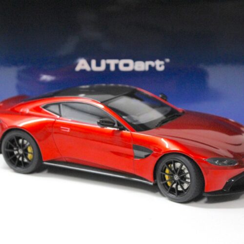 1:18 AUTOart Aston Martin Vantage 2019 Hyper red