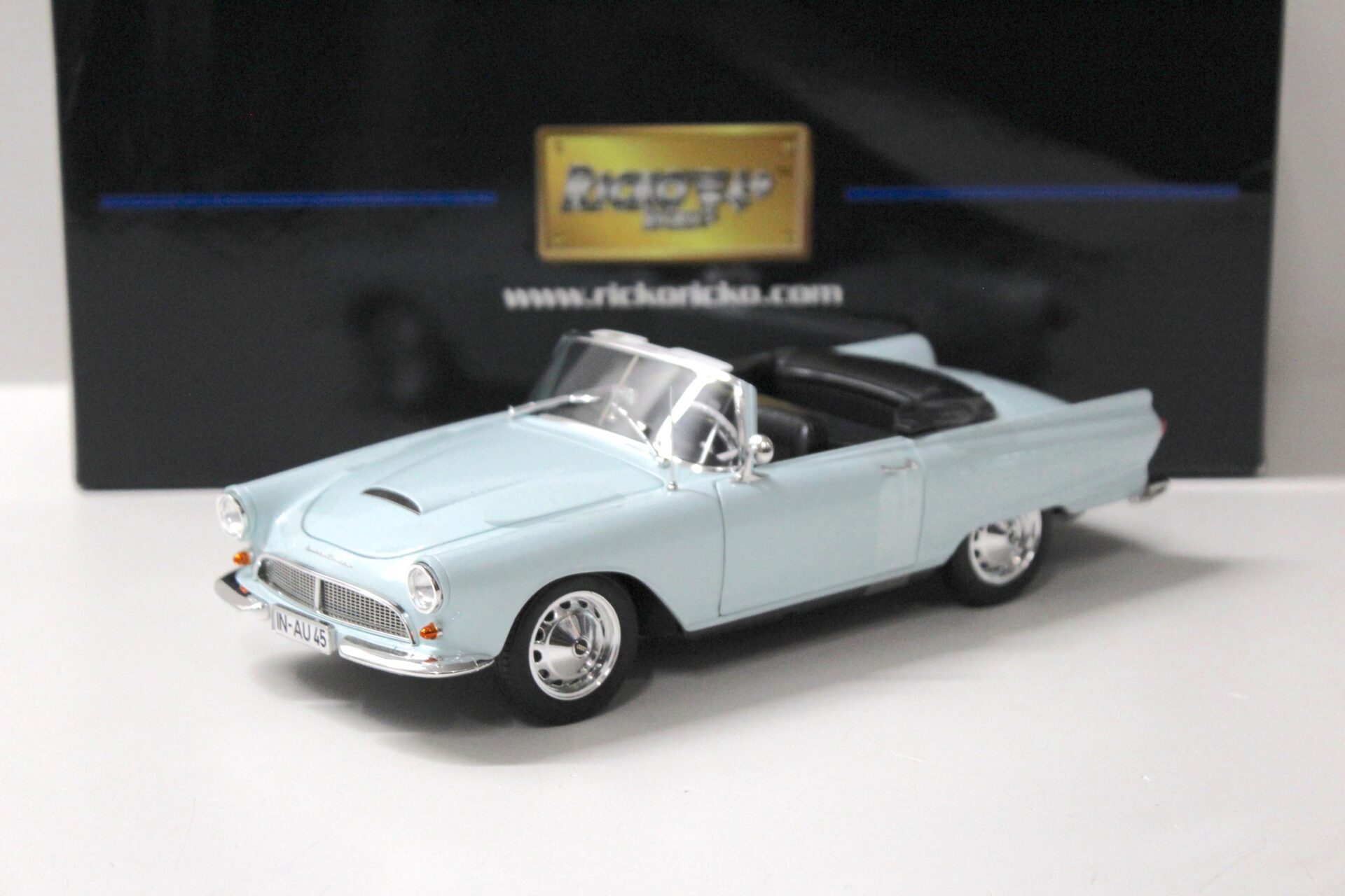 1:18 Ricko Auto Union 1000SP Roadster light blue