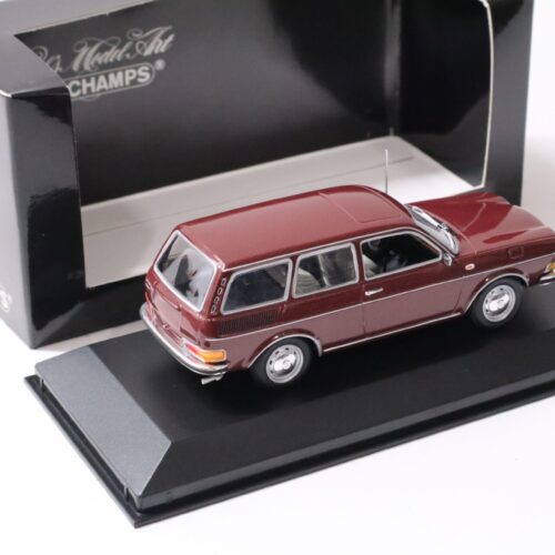 1:43 Minichamps VW 411 LE Variant 1969 Colorado red metallic