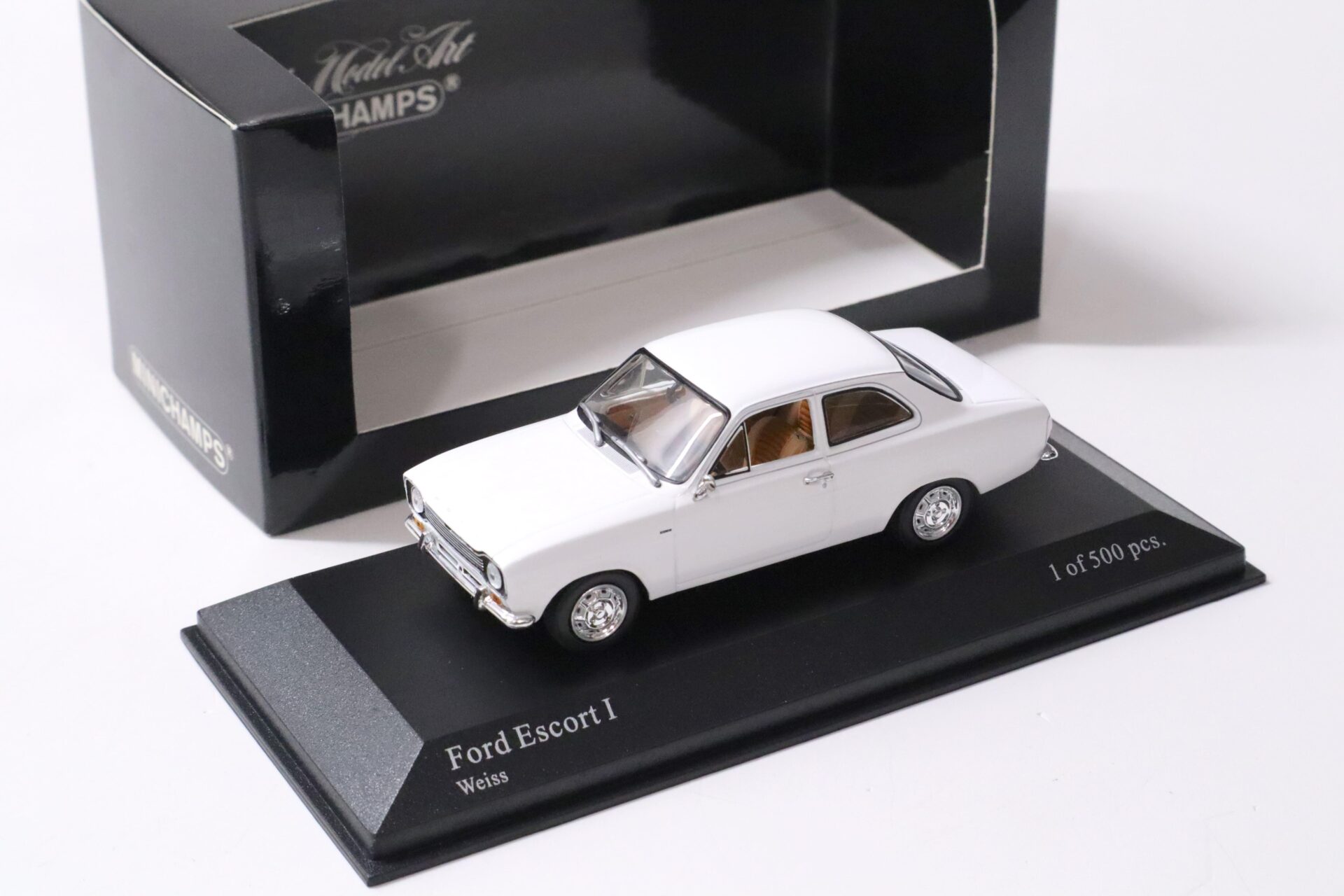 ID 57846 orig.jpg 1:43 Minichamps Ford Escort I 1971 LHD white