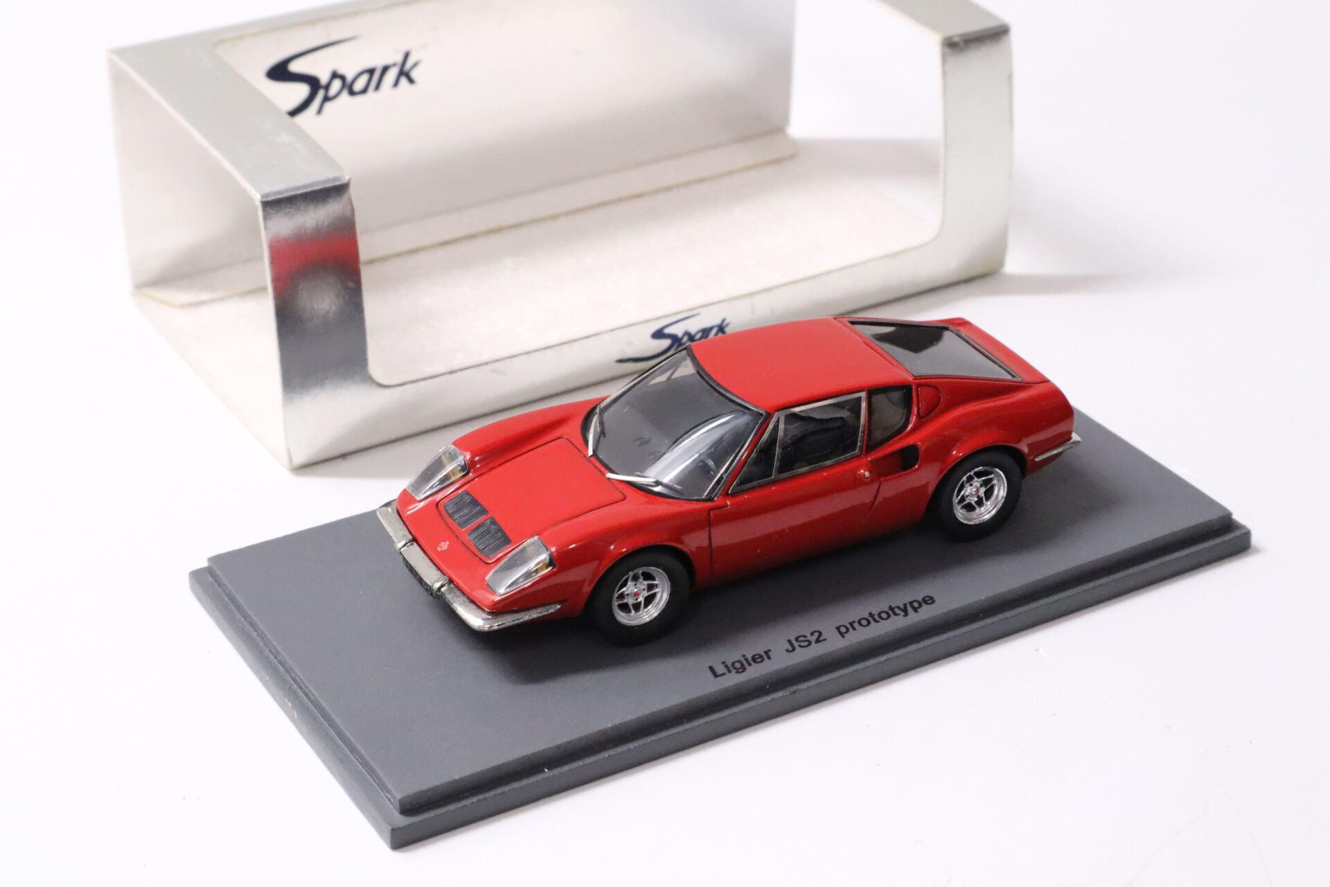 ID 57894 orig 1.jpg 1:43 Spark Ligier JS2 Coupe Prototype Presentation red