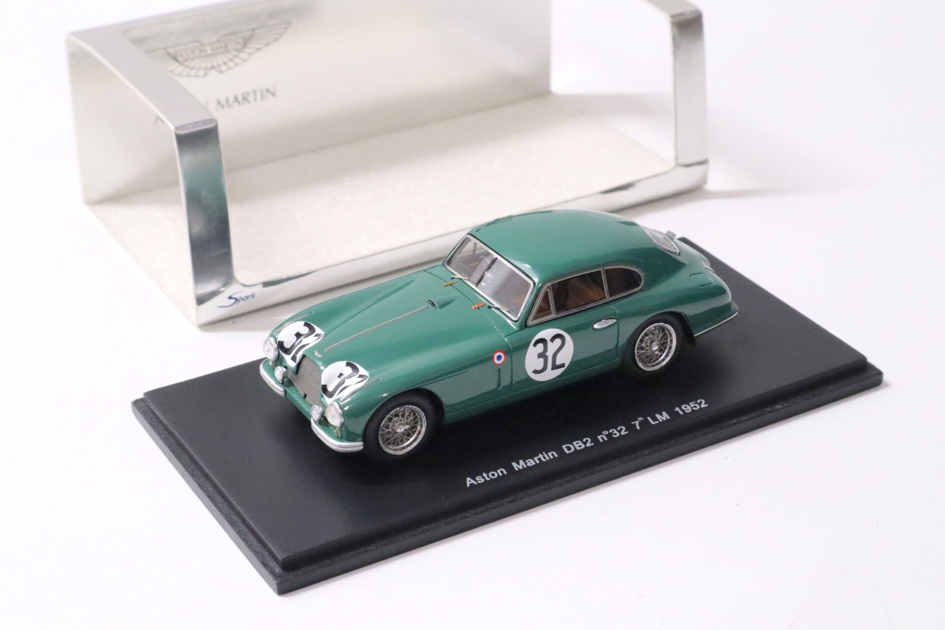 1:43 Spark Aston Martin DB2 #32 – 7th LM Le Mans 1952 green