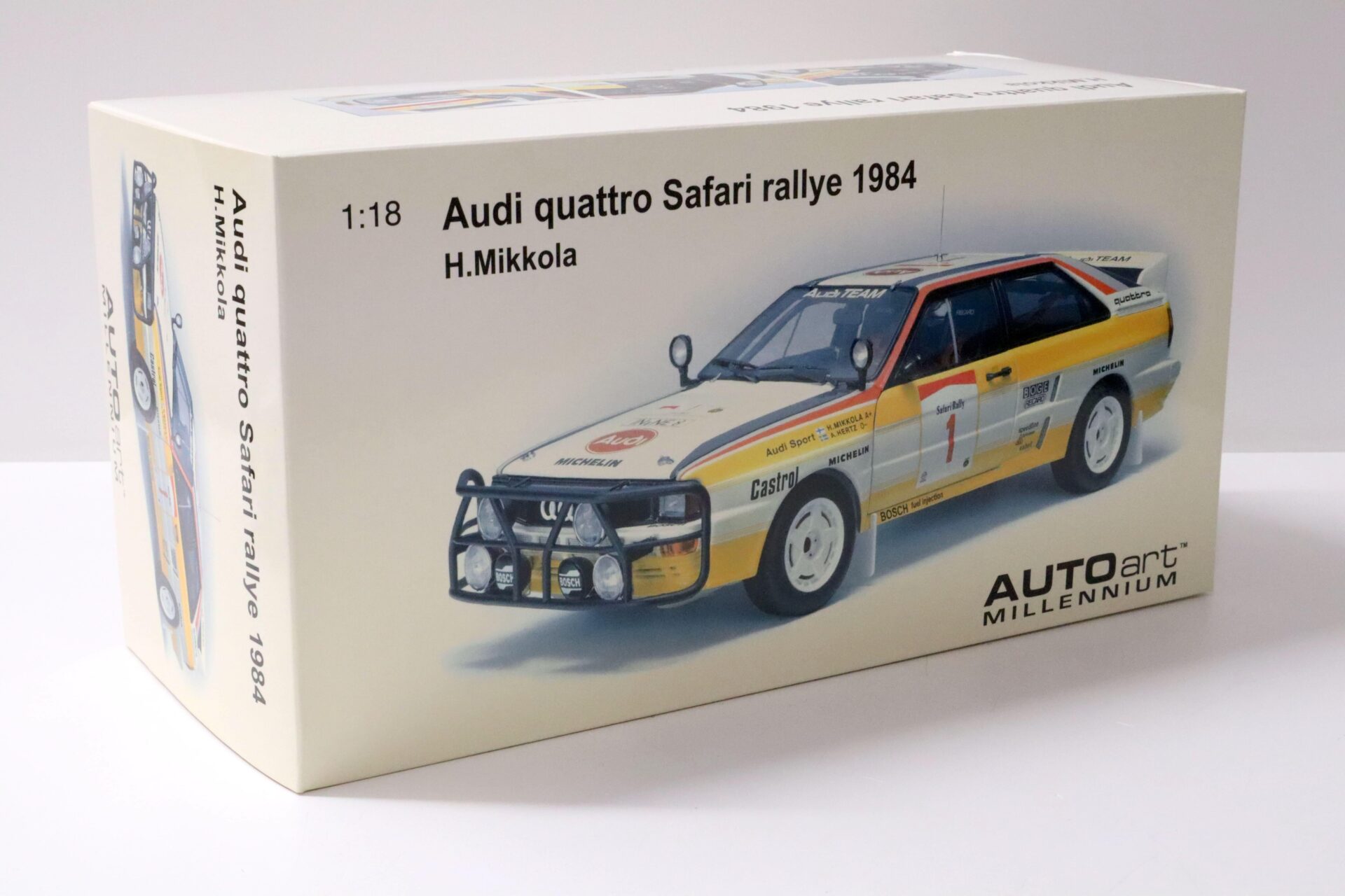 ミニカー AUTOart Audi quattro Safari rallye 1984 1:18 AUTOart Audi Quattro Safari Rallye 1984 H.Mikkola #1