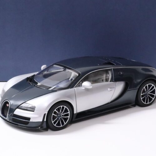 1:18 AUTOart Bugatti Veyron 16.4 Super Sport dark blue/ silver white doors