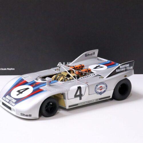 1:18 AUTOart Porsche 908/3 Nürburgring 1971 Marko van Lennep #4 MARTINI Racing