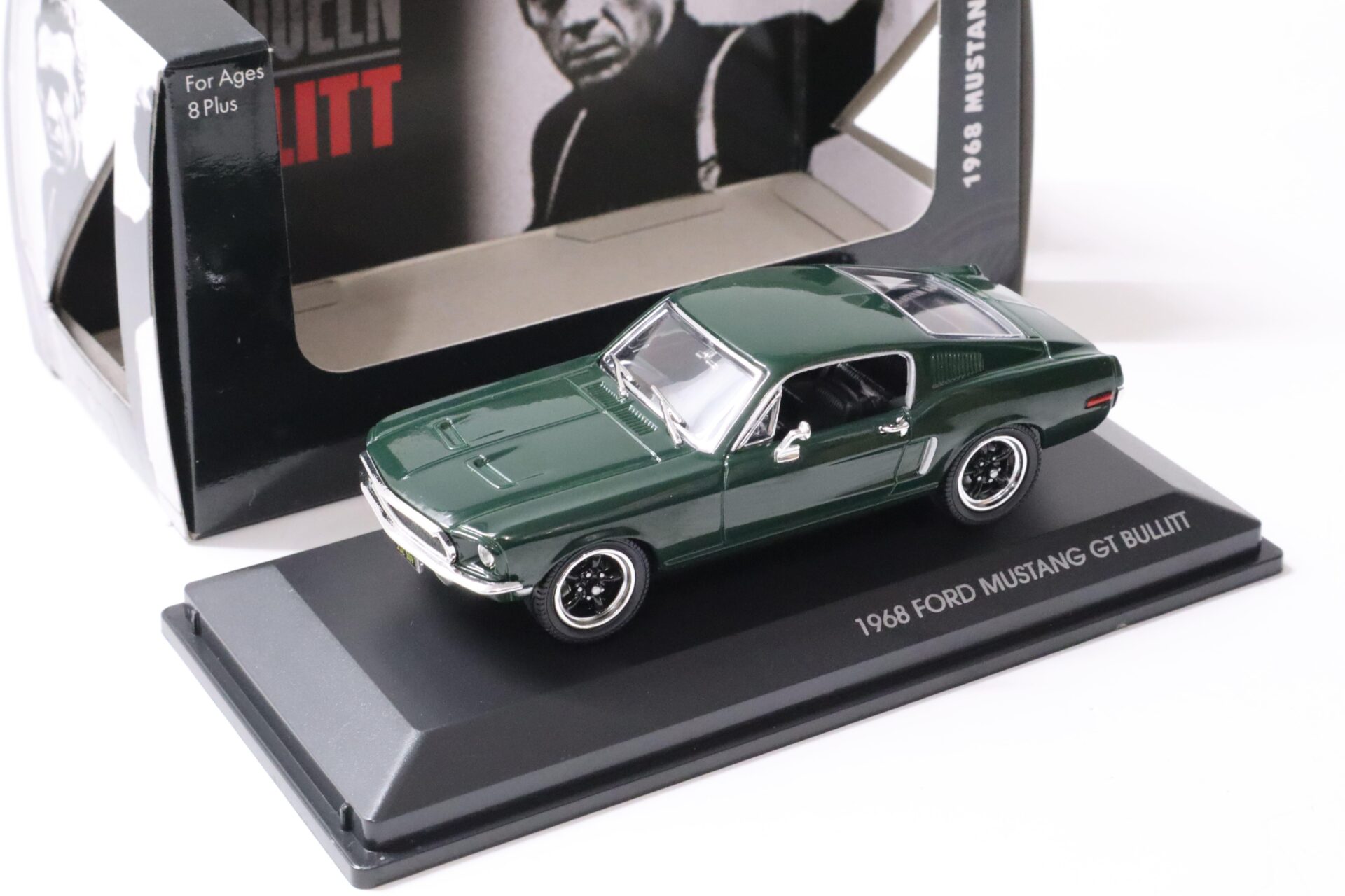 1:43 Yat Ming Signature Series 1968 Ford Mustang GT BULLITT Steve McQueen green