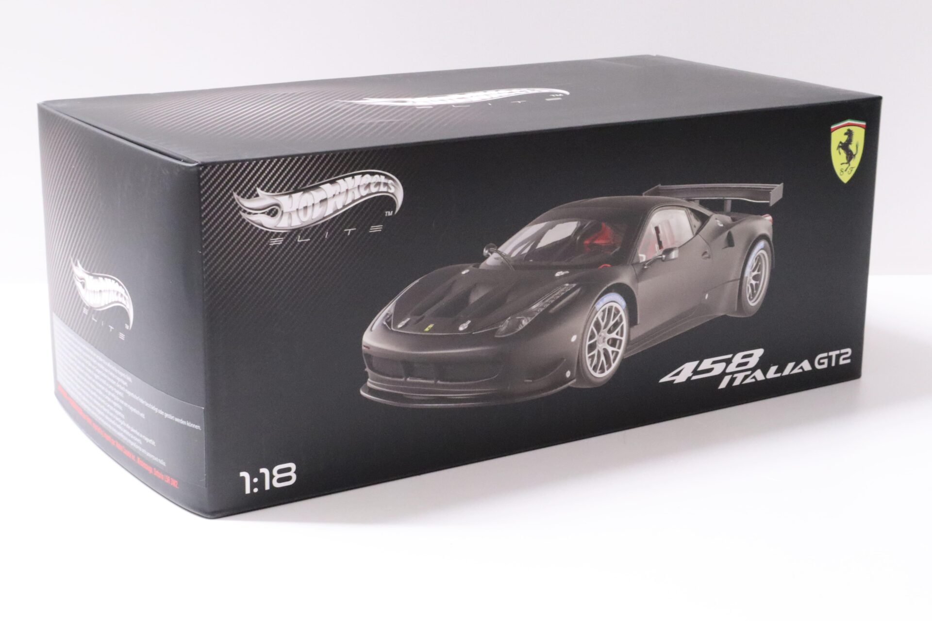 1:18 Hot Wheels Elite Ferrari 458 Italia GT2 matt black