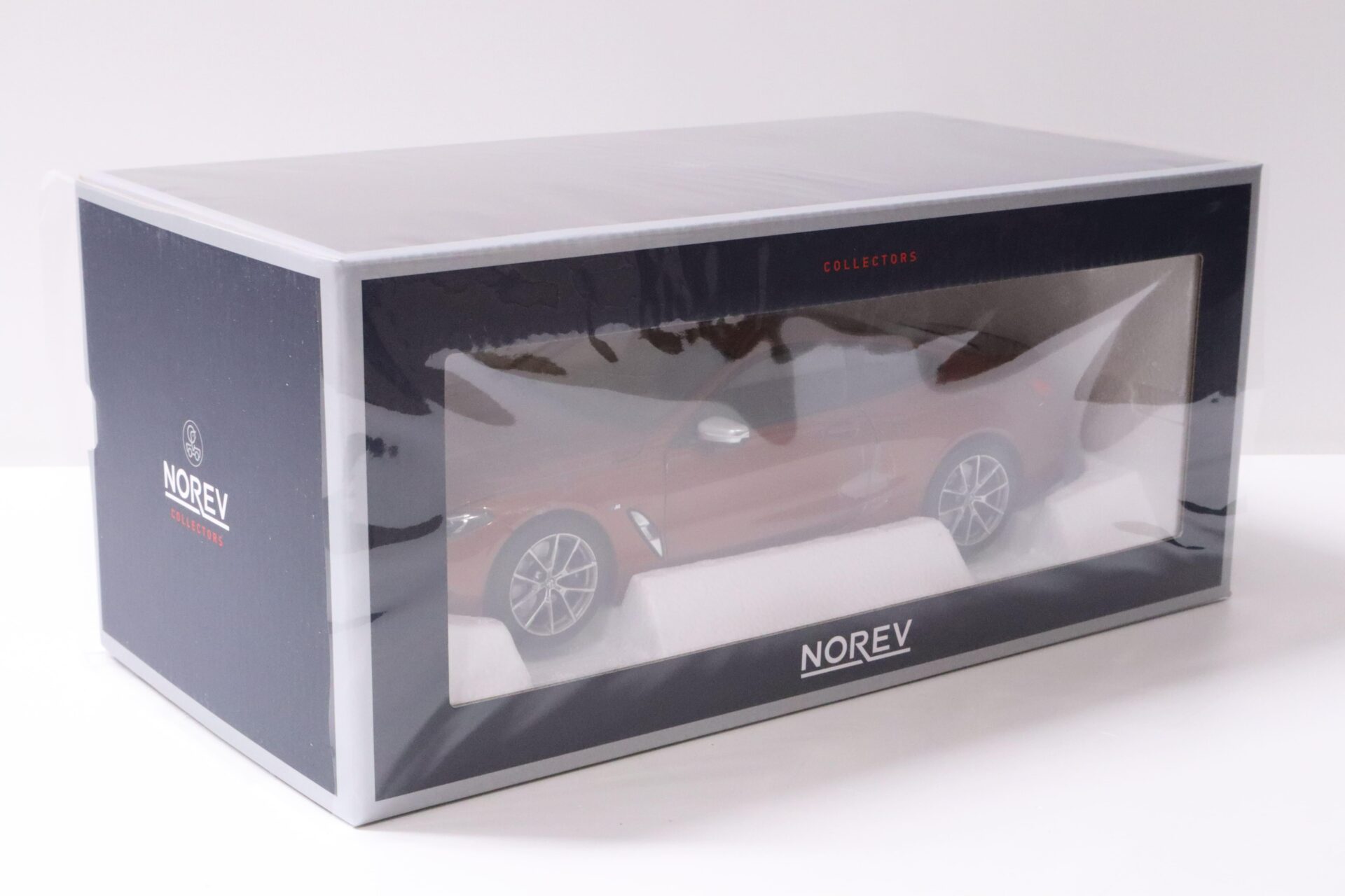1:18 Norev BMW M 850i Coupe (G15) orange metallic 2018