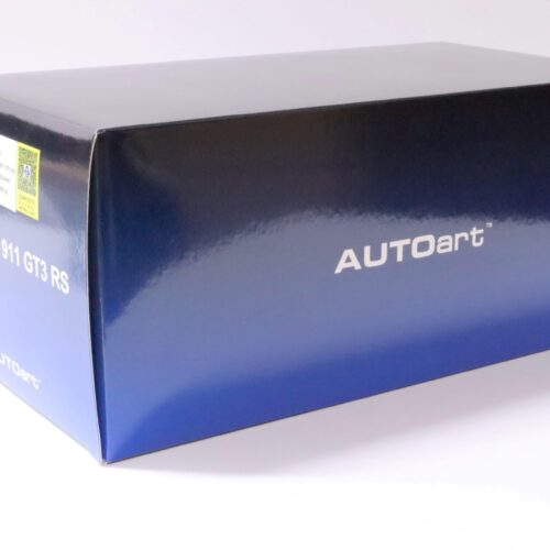 1:18 AUTOart Porsche 911 (991) GT3 RS Miami blue/ dark gray wheels - Image 4