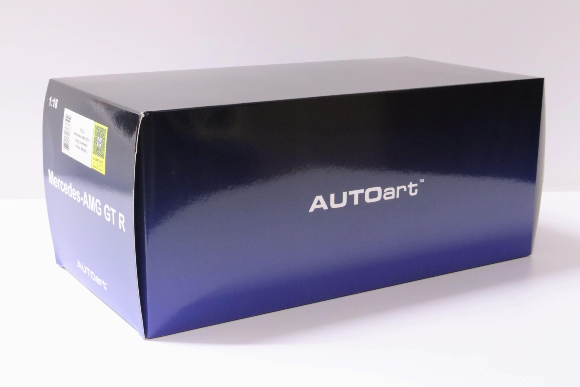 1:18 AUTOart Mercedes AMG GT R Coupe AMG Solarbeam yellow metallic