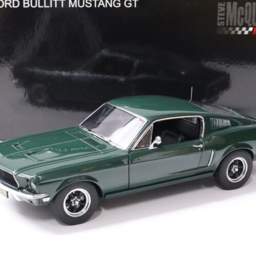 1:18 AUTOart Ford Mustang GT BULLITT 1968 Steve McQueen Version green 72813