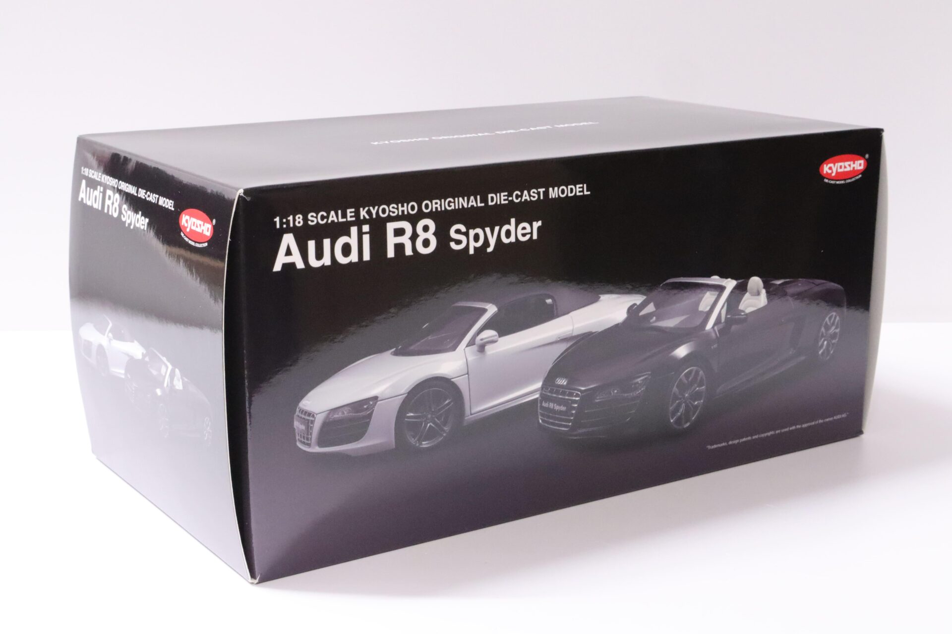 1:18 Kyosho Audi R8 V10 Spyder Phantom black