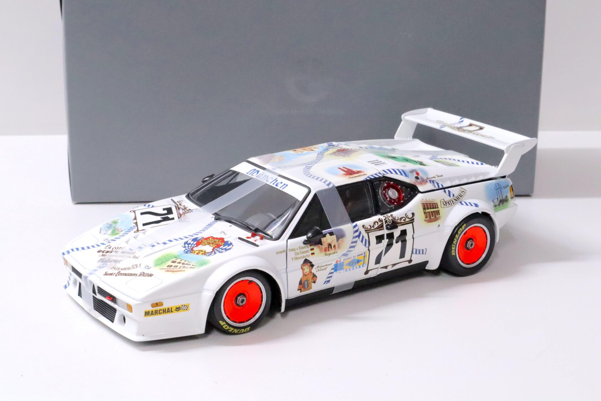 ID 61209 orig 1.jpg 1:18 Minichamps BMW M1 ProCar 24h Le Mans 1981 Danner/v. Bayern DEALER VERSION