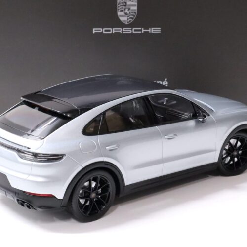 1:18 Norev Porsche Cayenne S Coupe Sport Paket dolomit silver DEALER VERSION