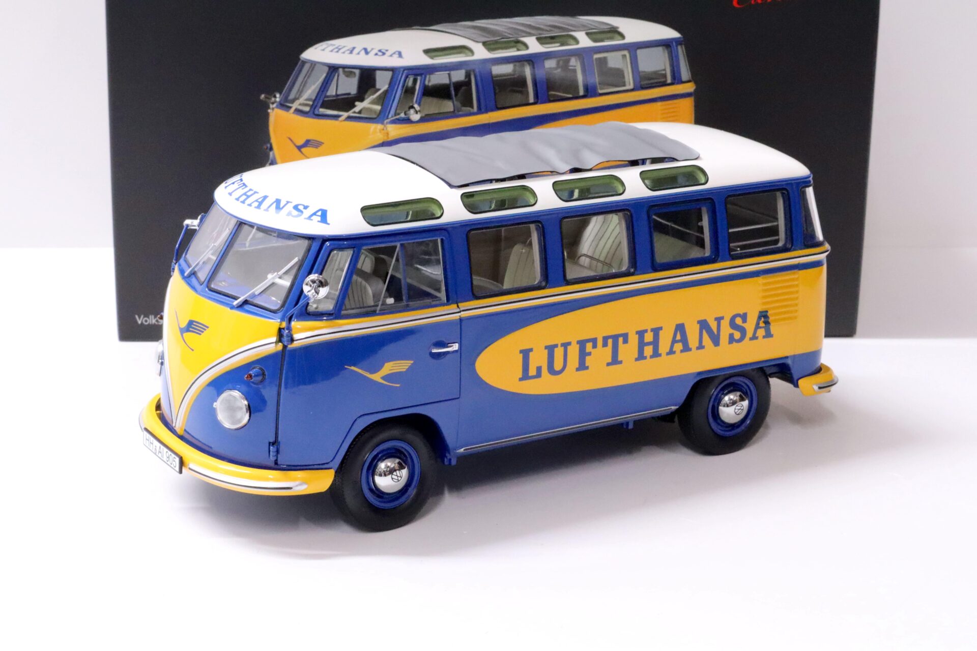 ID 61483 orig 1.jpg 1:18 Schuco VW T1 Samba Bus LUFTHANSA blue/ yellow
