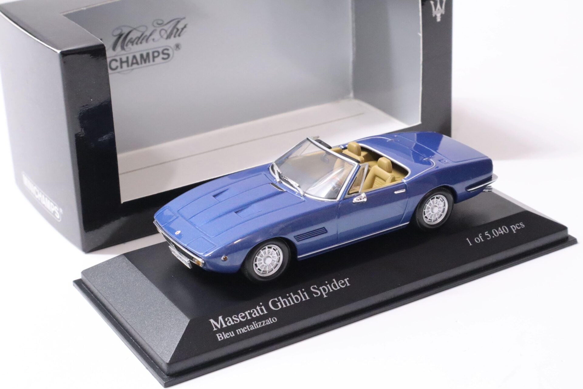 1:43 Minichamps Maserati Ghibli Spider 1969 Bleu metalizzato