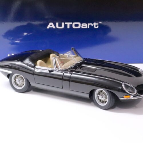 1:18 AUTOart Jaguar E-Type Roadster Series I 3.8 black Die-Cast 73605