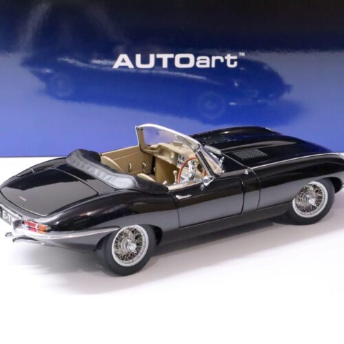 1:18 AUTOart Jaguar E-Type Roadster Series I 3.8 black Die-Cast 73605