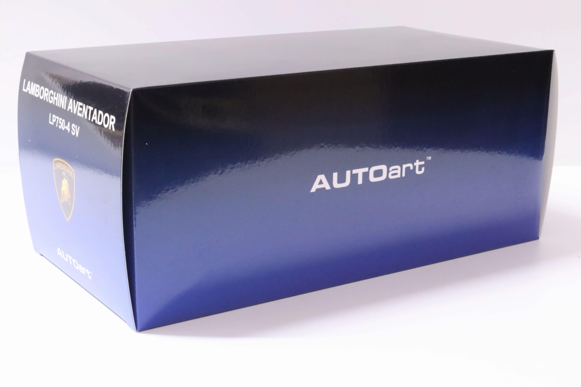 1:18 AUTOart Lamborghini Aventador LP750-4 SV Nero Aldebaran/ Gloss black