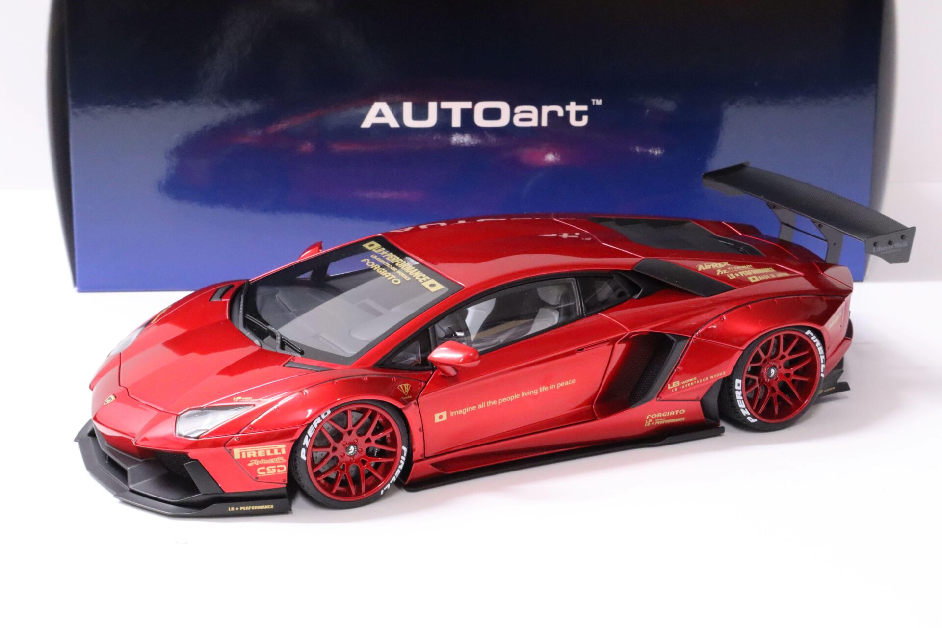 ID 62020 orig 1.jpg 1:18 AUTOart LB-WORKS Lamborghini Aventador metallic red 79109