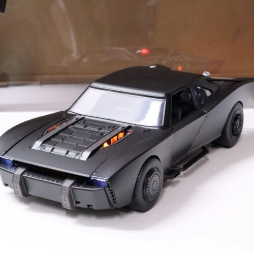 1:18 Jada Toys 2022 Batmobile Batman with Figure matt black + Lights - Image 5