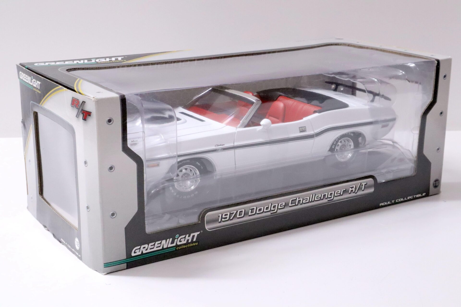 1:18 Greenlight 1970 Dodge Challenger R/T Convertible white