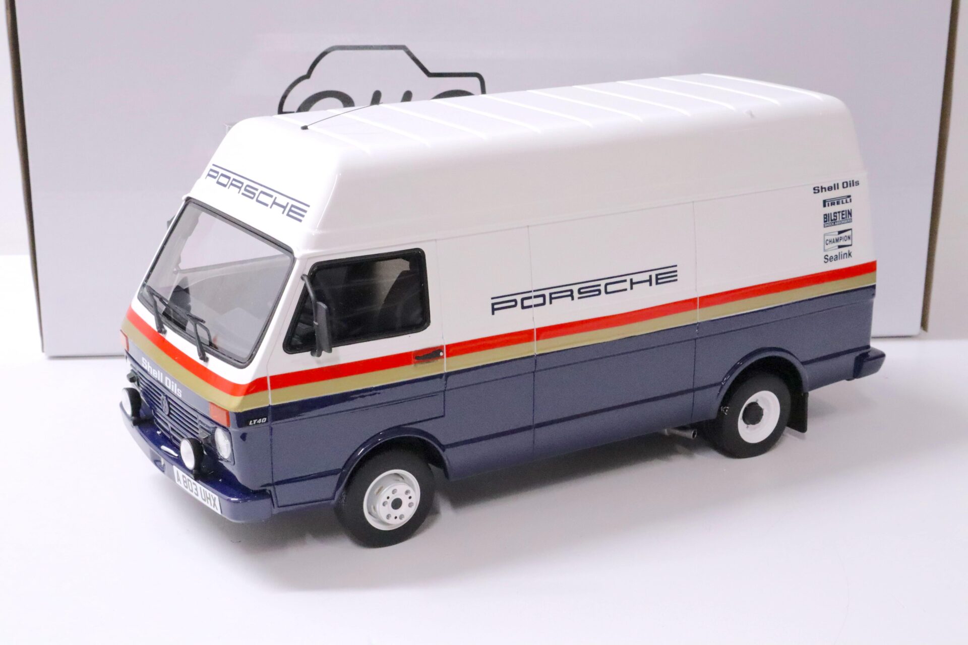 ID 62668 orig 1.jpg 1:18 OTTO mobile OT907 VW LT 35 Kasten Rothmanns Porsche Rallye Team 1984