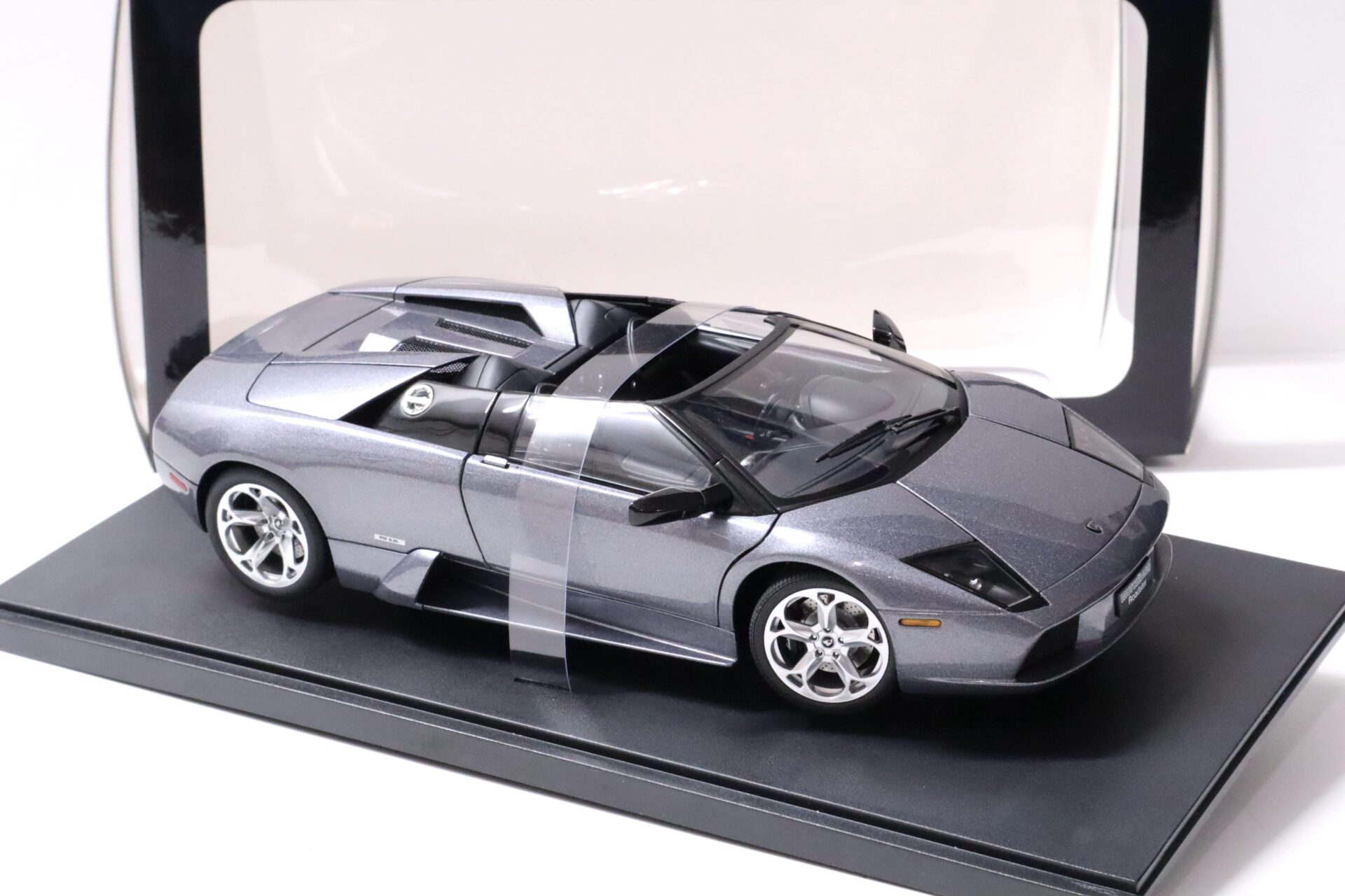 カ*ズ様 AUTOart Lamborghini Murciélago 1:18 1/18 AUTOART LAMBORGHINI MURCIELAGO , METALLIC YELLOW , NEW