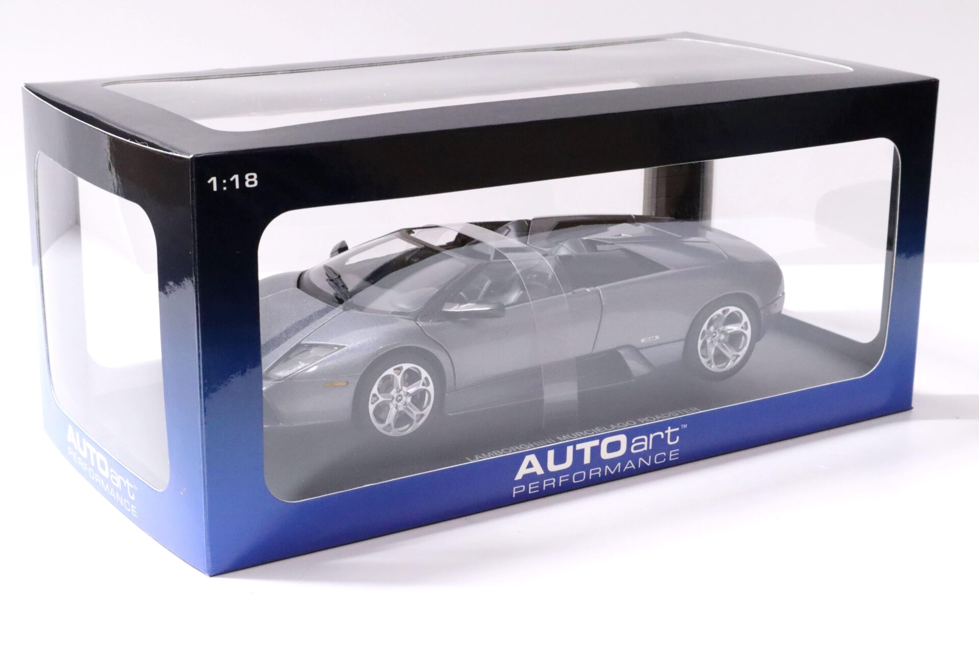 ［新品未開封］AUTOart製Lamborghini Murcielago 新品未開封］AUTOart製Lamborghini Murcielago