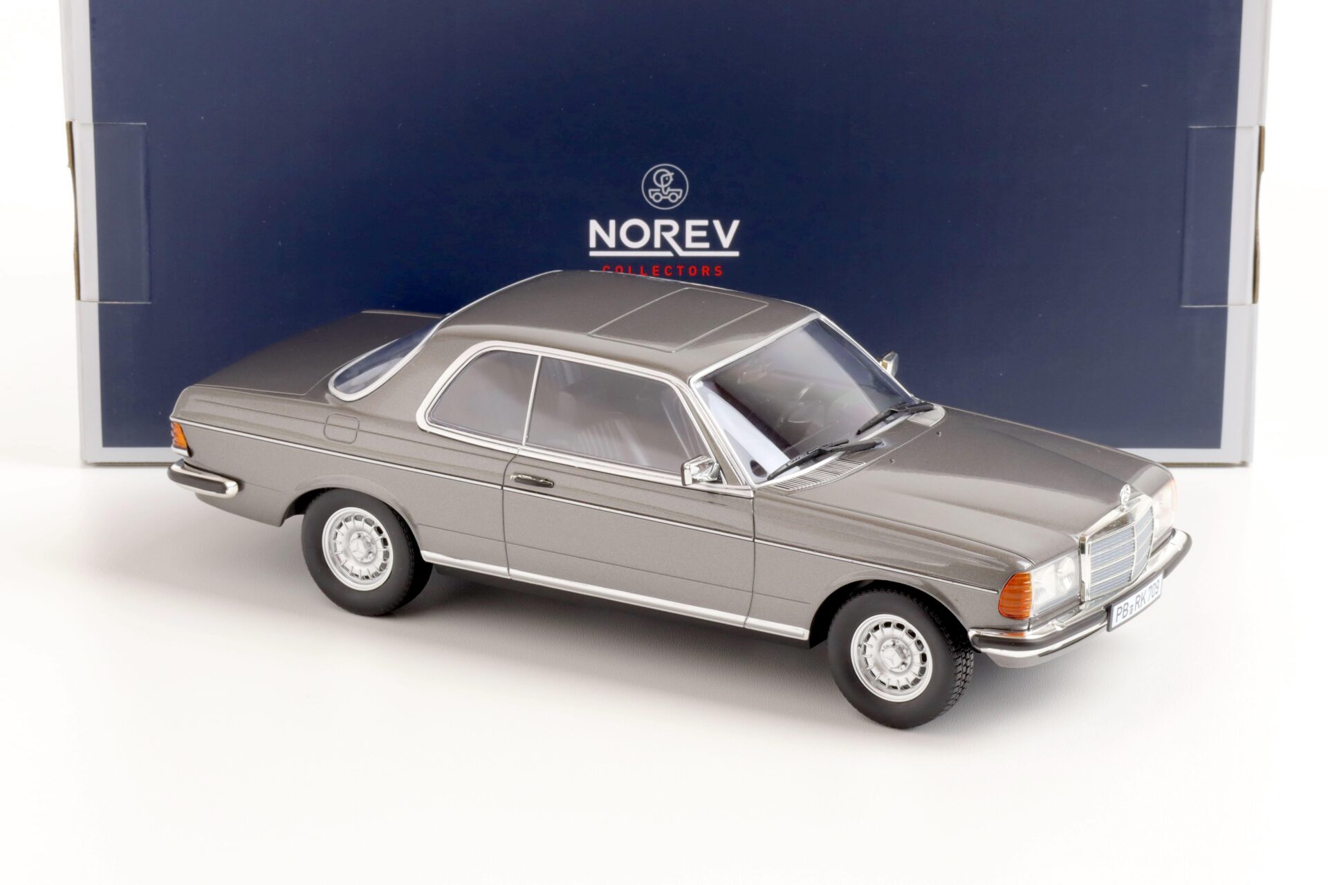 1:18 Norev Mercedes 280 CE Coupe 1980 anthracite metallic grey