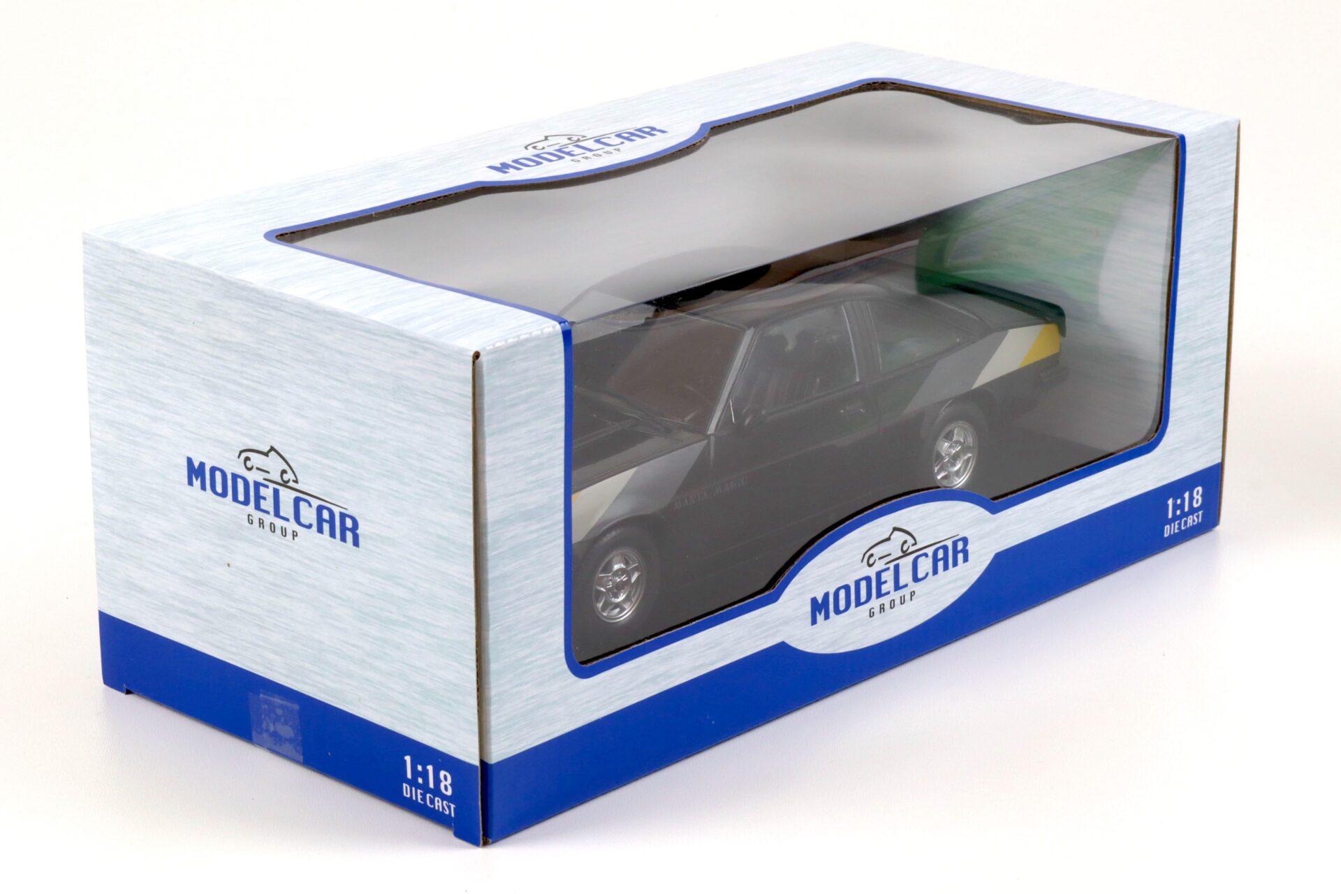 1:18 MCG Opel Manta B Coupe Black Magic 1980