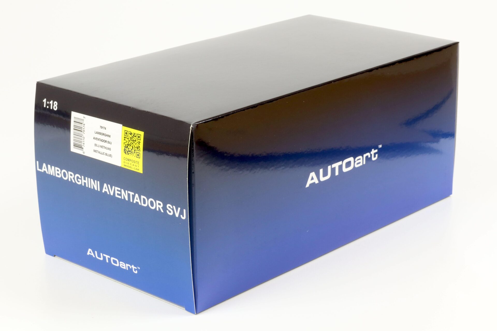 1:18 AUTOart Lamborghini Aventador SVJ 2019 blu Nethuns/ metallic blue