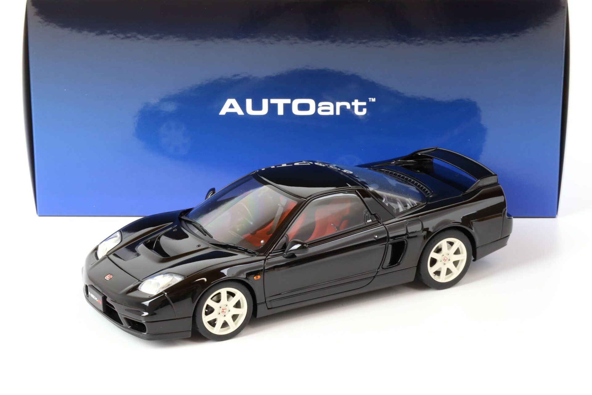 ID 66398 orig 1.jpg 1:18 AUTOart Honda NSX-R (NA2) 2019 Berlina black 73216