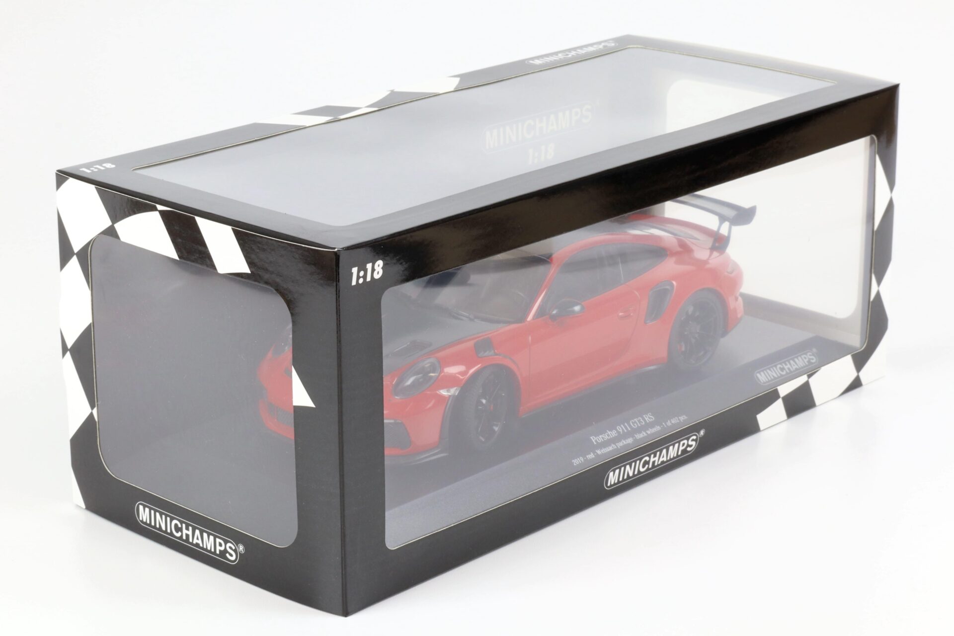 1:18 Minichamps Porsche 911 (991.2) GT3 RS Weissach Package red/ black wheel